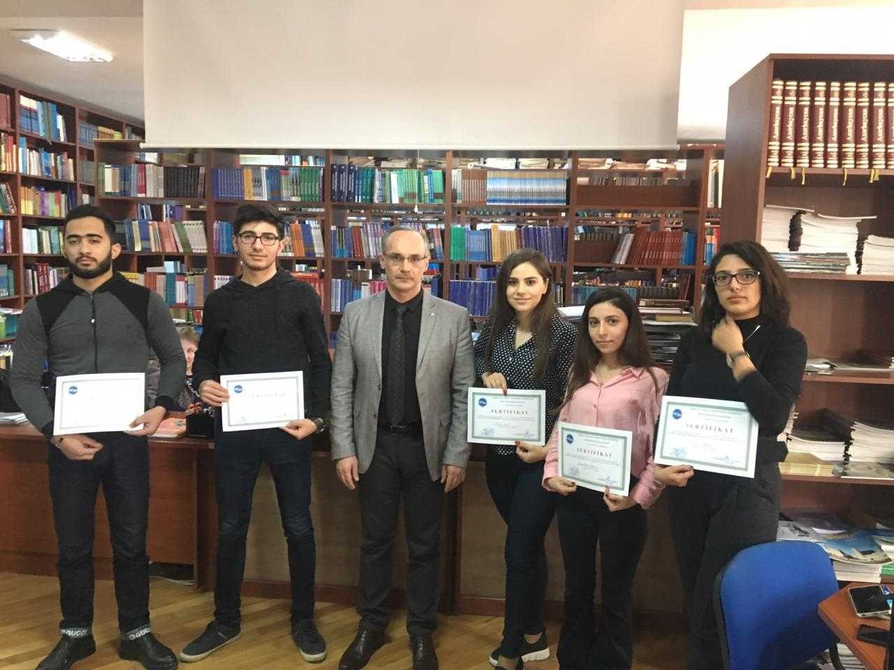 Uğurlu karyera inkişafı mövzusunda təlim keçirildi    - FOTO